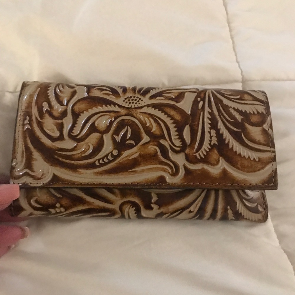 Patricia Nash wallet